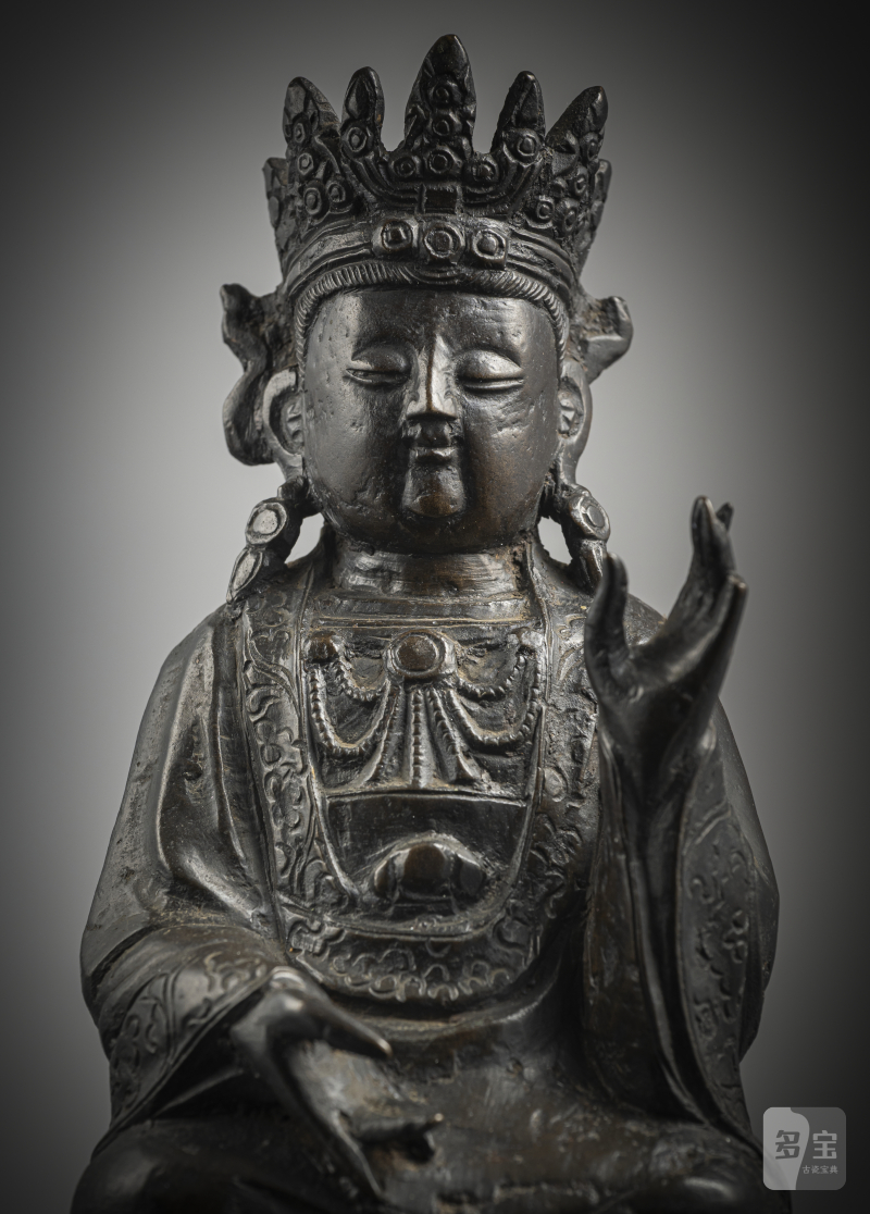A bronze figure of a crowned Bodhisattva - 图3